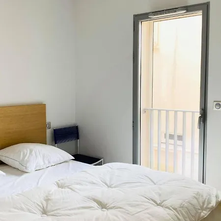 T3 Caroline 13 Καλβί